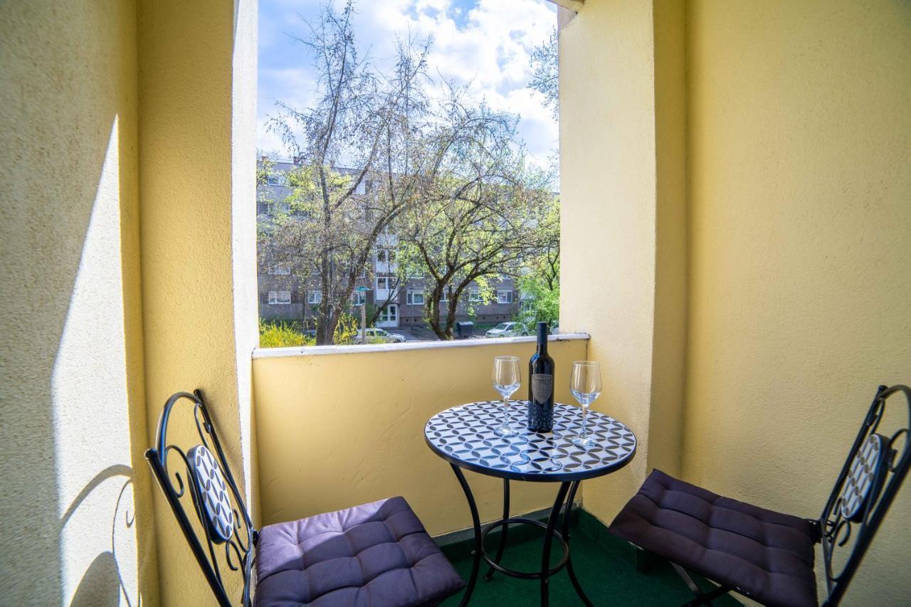 Comfort 66 - Real-Life 3-Room Family Stay With 4 Beds Мішкольц Екстер'єр фото